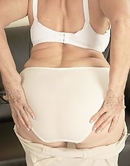 This lovely old nympho sure knows to please herself