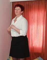 Naughty housewfe showing off her goods